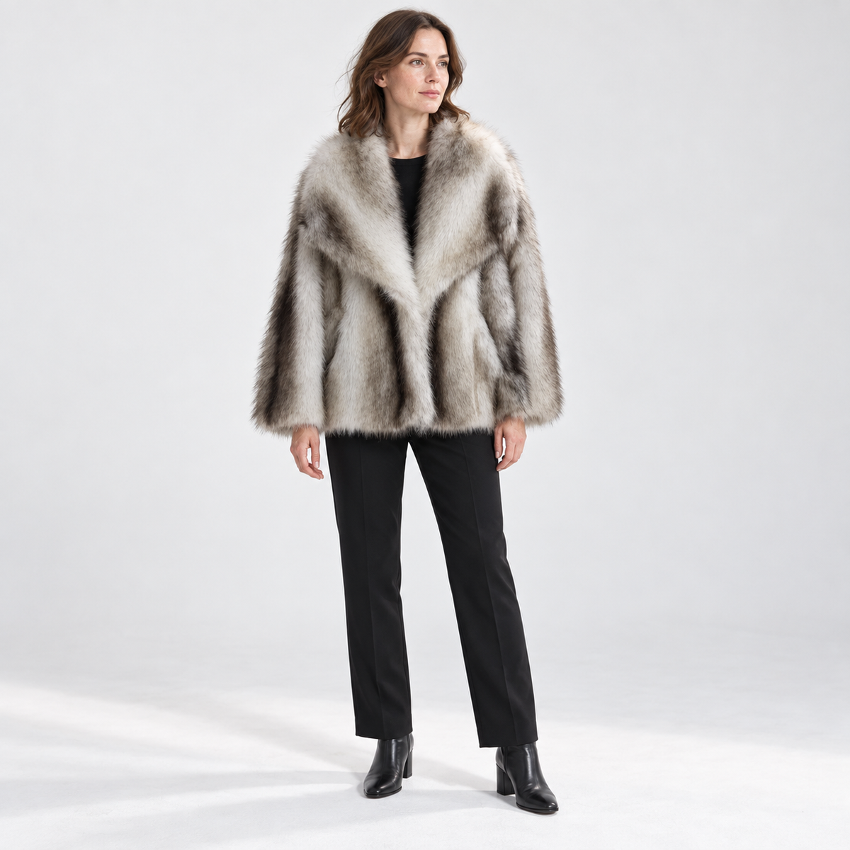 Teddy Jas Dames – Imitatiebont, Kleurverloop & Brede Revers — Cream — front — studio 26-1