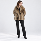 Teddy Jas Dames – Imitatiebont, Kleurverloop & Brede Revers — Khaki — front — studio 26-2